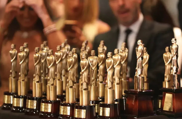 ¡Todo lo que Está Pasando en los Martín Fierro 2024! La Noche de la Televisión en Vivo